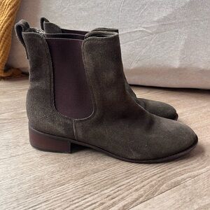 Talbots Suede Chelsea Boots 8.5